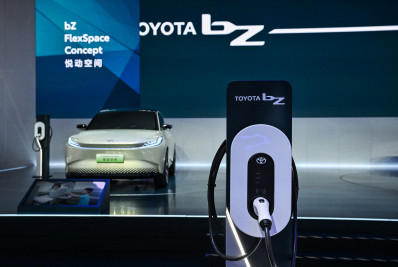 China acelera domínio na fabricação de veículos elétricos