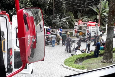 Acidente com uma kombi deixa nove feridos na Rio-Santos em Mangaratiba