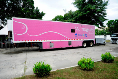 Mamógrafo Móvel chega a Quintino para ação preventiva de saúde da mulher