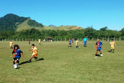 Lideram a Copa Angra Sub-13: Real Mambucaba e Edy Show de Bola