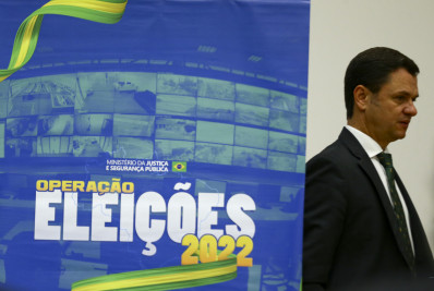 Ex-ministro de Bolsonaro deve depor à Polícia Federal  nesta segunda-feira