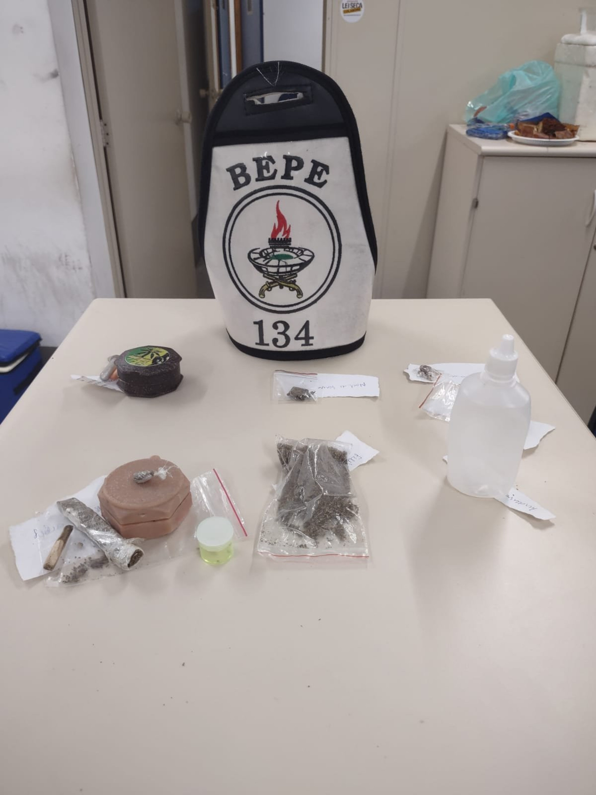 Palmeirenses foram detidos com drogas no entorno do Maracanã