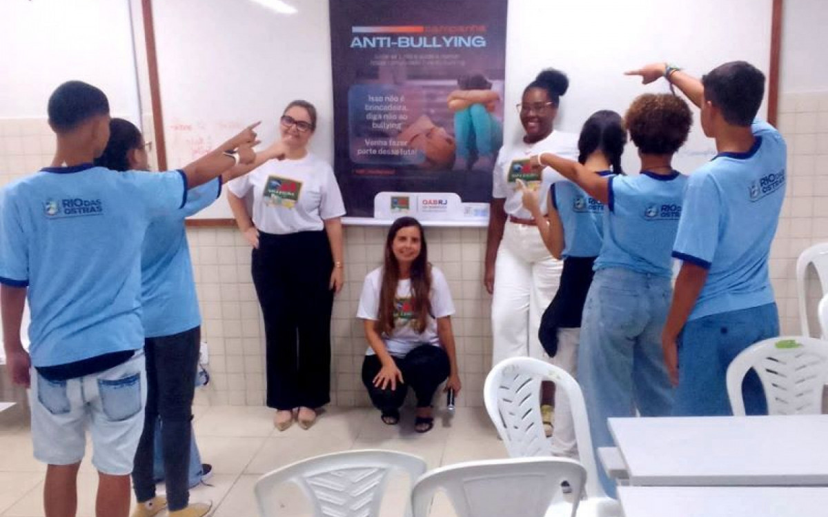 Na Escola Municipal Professor Ros&acirc;ngela Duarte Faria, a atividade com a OAB comp&ocirc;s uma s&eacute;rie de a&ccedil;&otilde;es promovidas pela unidade escolar sobre o tema