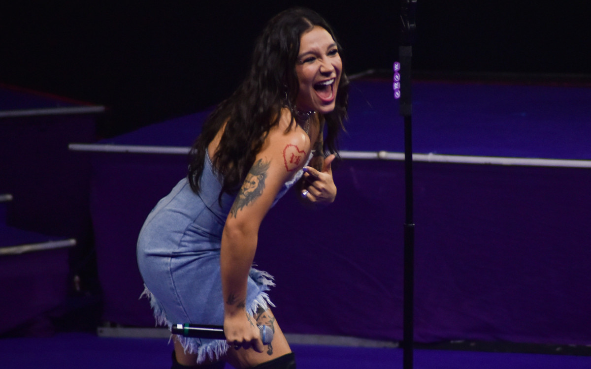 Priscilla Alcantara exibe tatuagem com iniciais de Vitor Kley - Leo Franco / Agnews