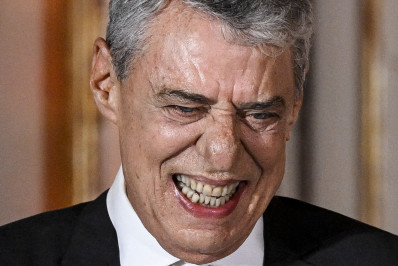 Chico Buarque alfineta Bolsonaro em cerimônia de recebimento do Prêmio Camões