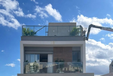 Após declaração de MC Guimê, Lexa mostra sua casa nova: 'Comprei com muito orgulho'