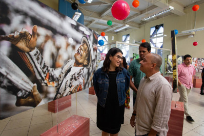 Volta Redonda recebe exposição de fotógrafo italiano sobre o Carnaval
