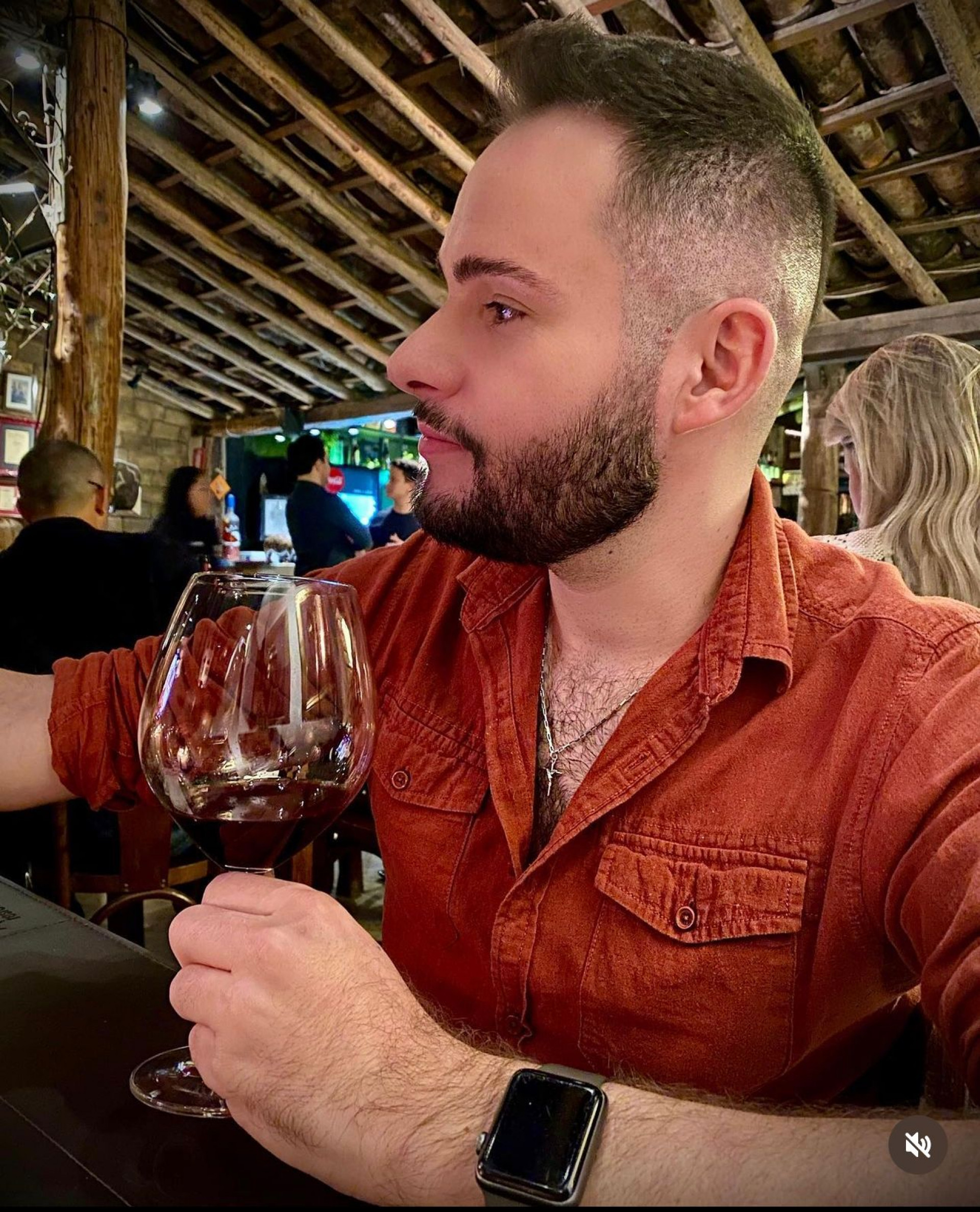 Maiara e Maraisa podem ser processadas por ex-funcionário que sofreu AVC em serviço - Foto reprodução Internet