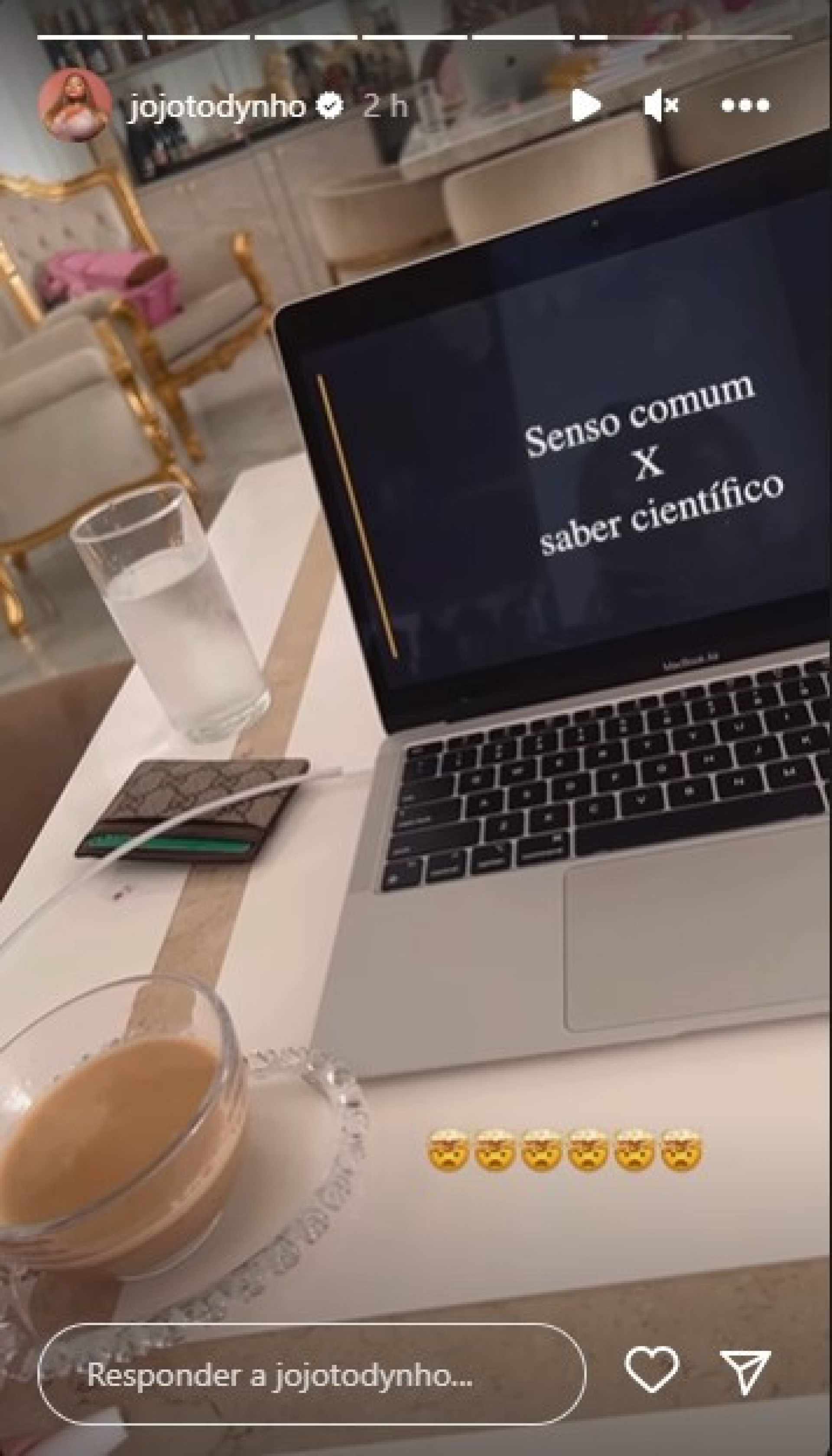 Jojo Todynho publicou stories enquanto estudava para as provas - Reprodução/Instagram