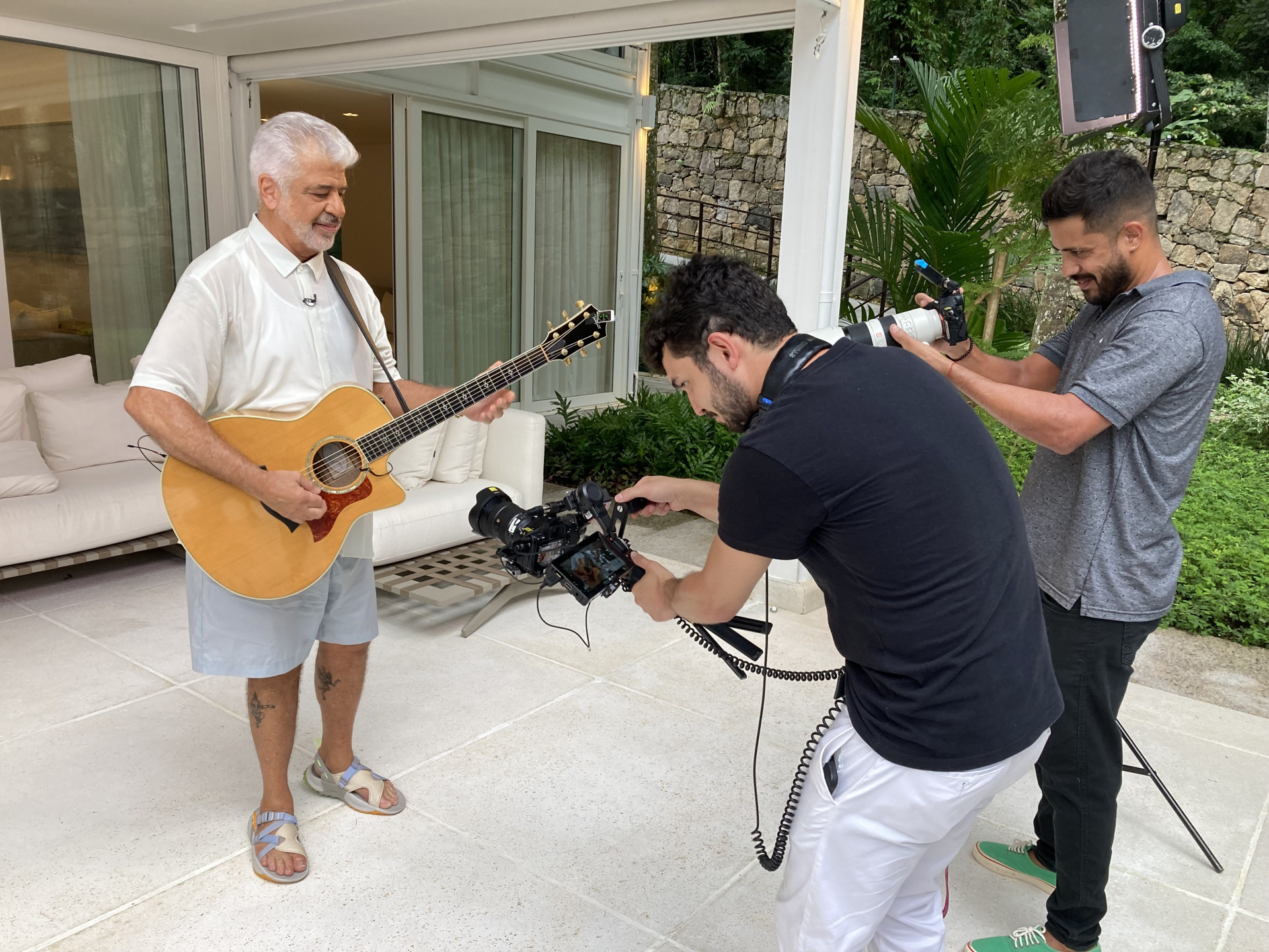 Lulu Santos é entrevistado por Poliana Abritta para o 'Fantástico' - Divulgação / Globo