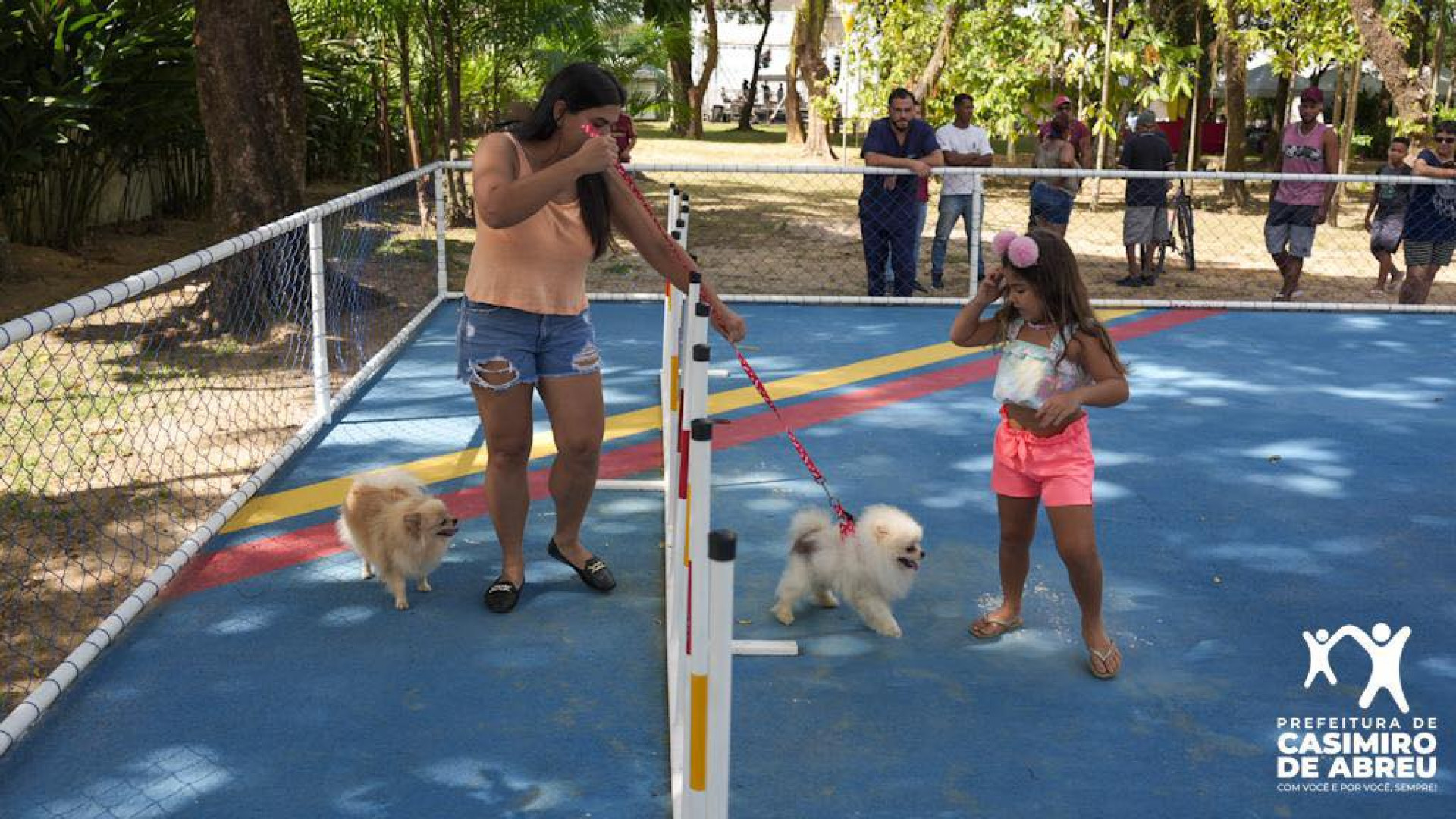 Playground para pets foi inaugurado em grande estilo, em Casimiro de Abreu - Divulgação/Jonathan Vidal