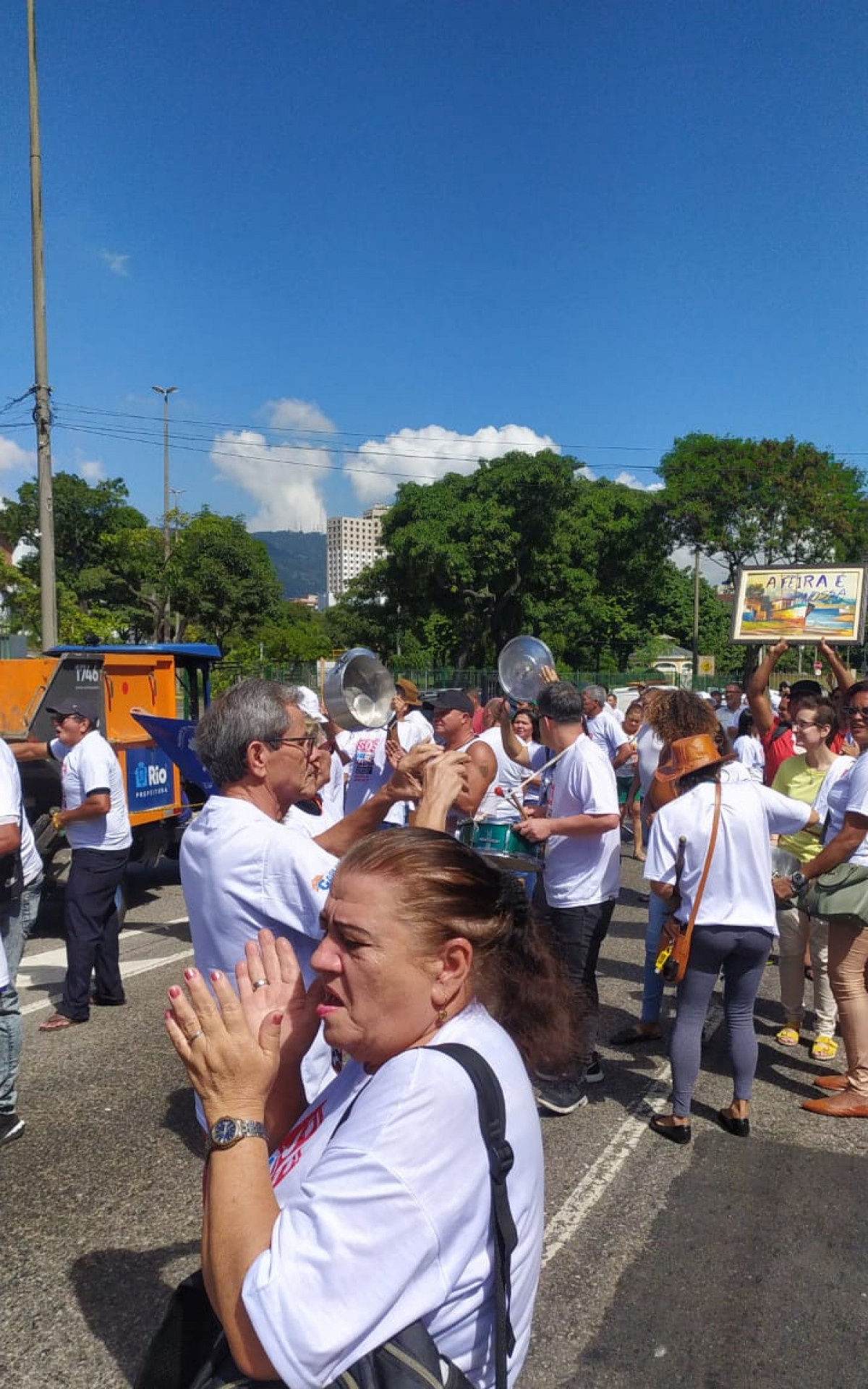 Comerciantes e feirantes se reuniram contra a privatização da Feira de São Cristóvão - Divulgação