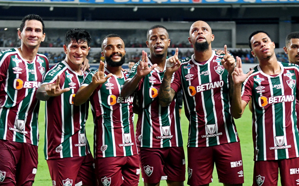 Jogadores do Fluminense comemoram gol marcado na vit&oacute;ria sobre o Paysandu