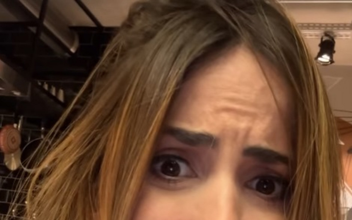 Mari Palma &eacute; criticada por publicar foto de biqu&iacute;ni