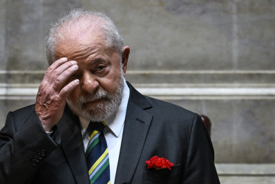 Lula convoca reunião de emergência para discutir risco de derrota em MP dos Ministérios