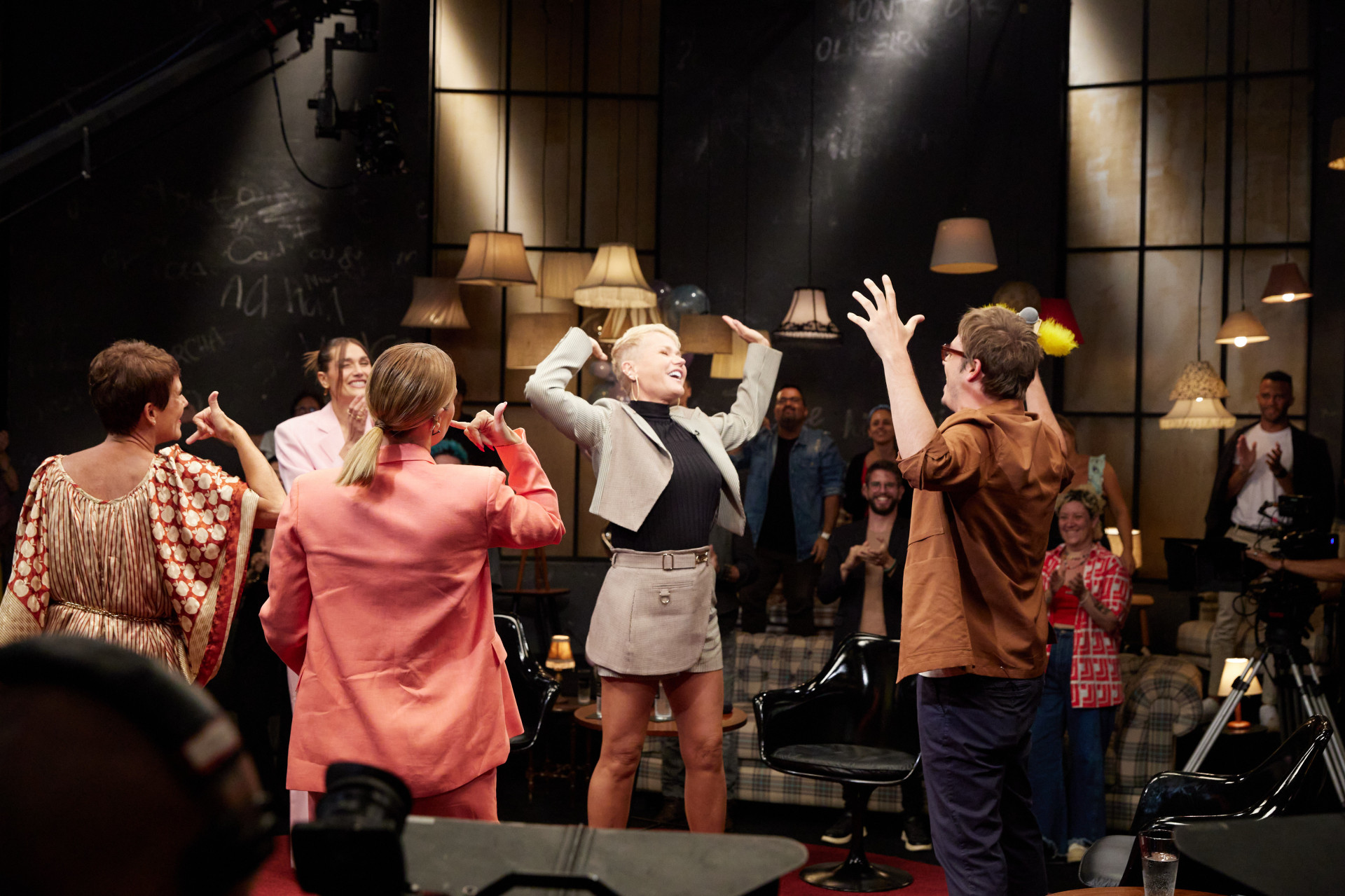 Nova temporada do 'Que História É Essa, Porchat?' estreia nesta quarta-feira na TV Globo  - Juliana Coutinho / Divulgação