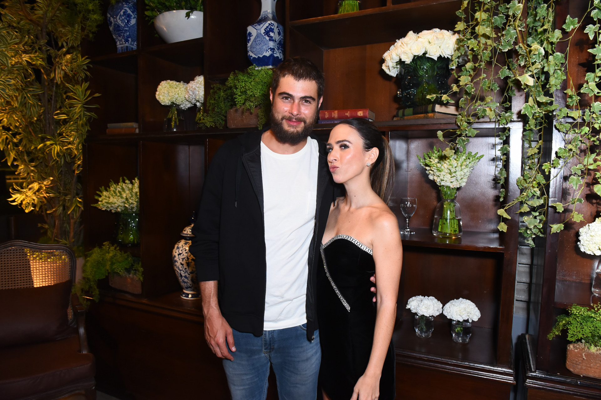 Rafa Vitti e Tatá Werneck na festa de lançamento da novela 'Terra e Paixão', na Zona Sul do Rio, na noite desta segunda-feira - Marcelo / Ag. News