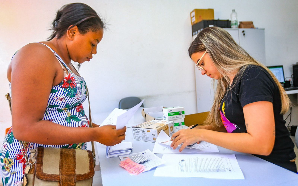 Entre os medicamentos fornecidos gratuitamente est&Atilde;&pound;o os administrados no controle do diabetes, da ansiedade e da hipertens&Atilde;&pound;o
