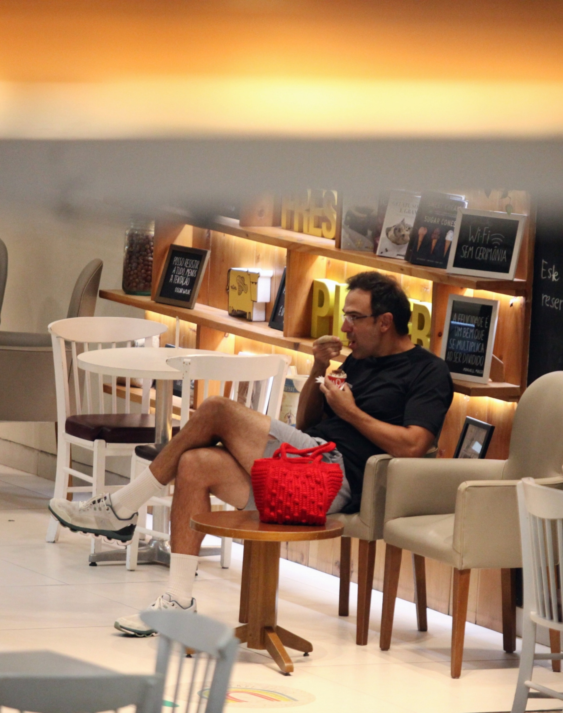 Tadeu Schmidt aproveitou tarde livre ap&oacute;s fim do 'BBB 23'