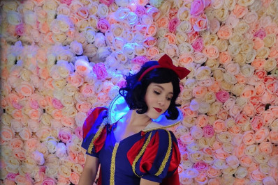 Caxias Shopping tem Branca de Neve e Deadpool neste domingo