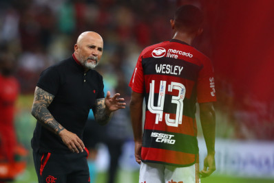 Sampaoli vê necessidade de melhora e aponta desejo no Flamengo: 'Criar um time invencível'