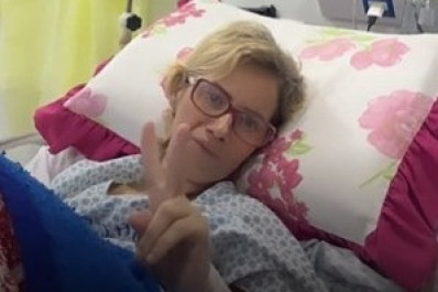 Veterinária atropelada por motorista de aplicativo sai do coma: 'Daqui a pouco estou aí'