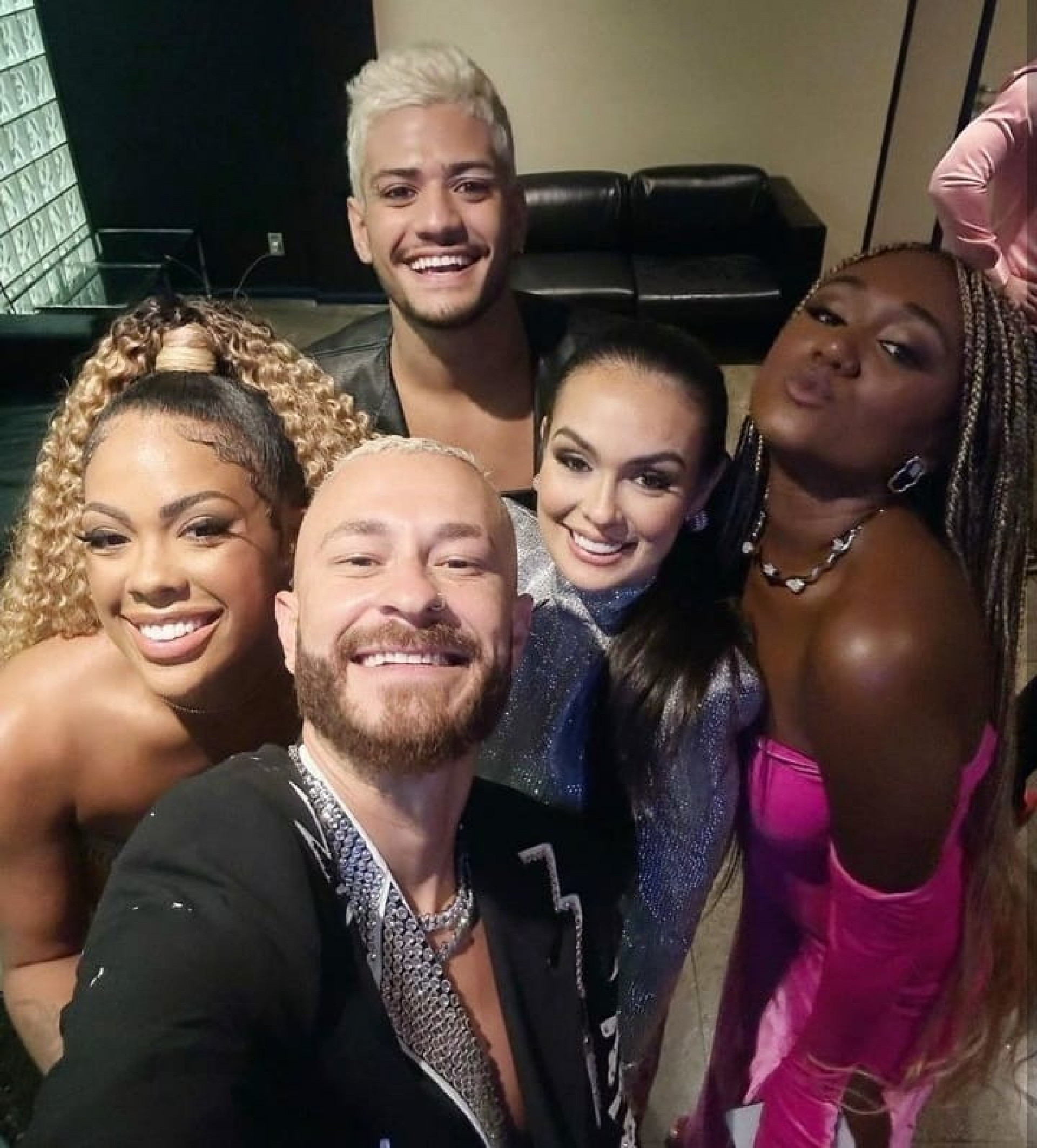 Marvvila, Fred Bruno, Larissa, Sarah e Gabriel  - Reprodução/Instagram