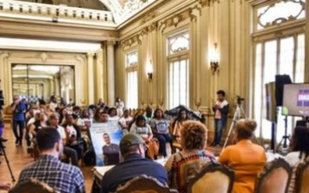 Ap&oacute;s 20 anos da chacina do Borel, a viol&ecirc;ncia nas comunidades continua sendo motivo de luta de familiares das v&iacute;timas