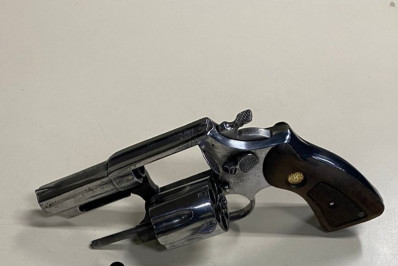 Suspeito de roubar um relógio e atirar contra carro da vítima é preso no Leblon