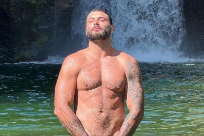 Jesus Luz tira a roupa e posa nu em cachoeira: 'Não precisamos de vestimenta'