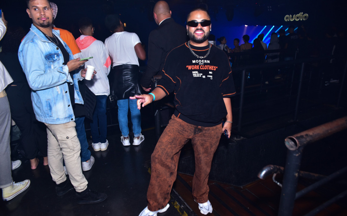 Lucas Guedes prestigia show de Priscilla Alcântara