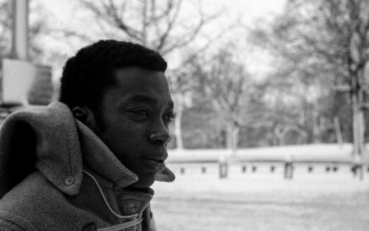 O cantor e compositor da MPB Milton Nascimento, provavelmente em 1968 em sua primeira viagem ao exterior - Acervo Rafael Cosme