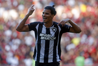 Com Danilo Barbosa e Segovia, Botafogo divulga relacionados para enfrentar o Cuiabá; veja a lista