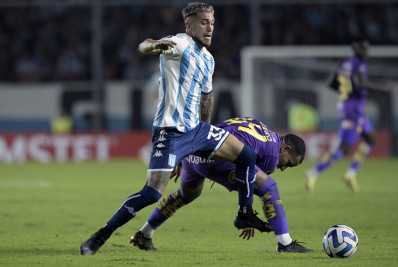 Em crise, adversário do Flamengo na Libertadores perde dois jogadores por lesão