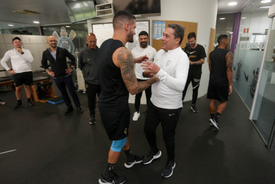 Corinthians acerta com Vanderlei Luxemburgo para ser o novo técnico