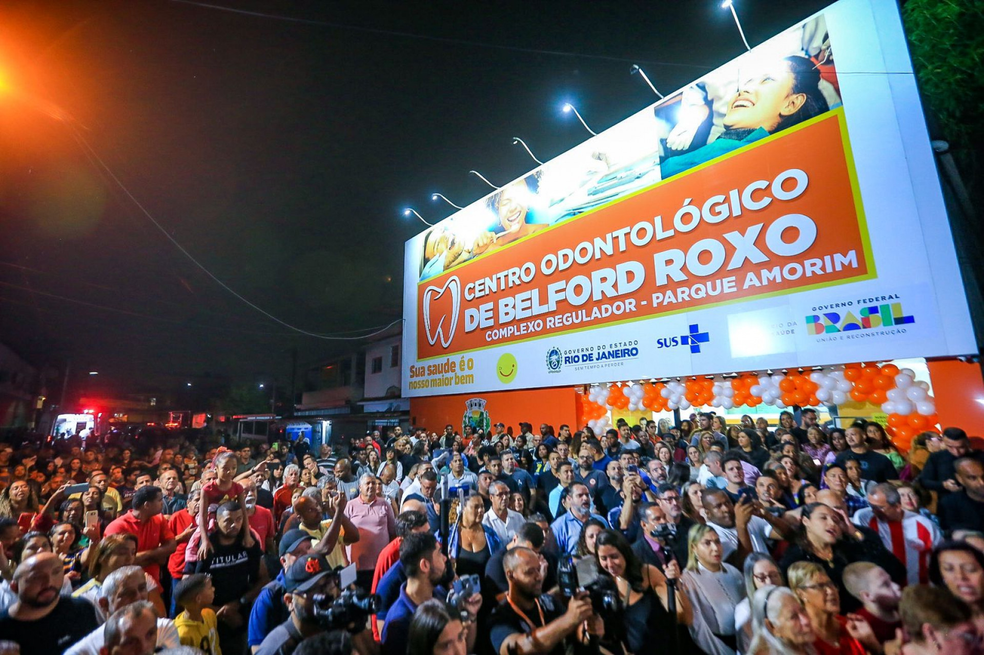 Moradores do Parque Amorim e bairros adjacentes prestigiaram a inaugura&ccedil;&atilde;o do Complexo Regulador - Rafael Barreto / PMBR