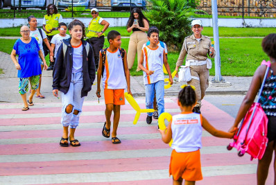 Ação educativa em Belford Roxo leva boas práticas no trânsito