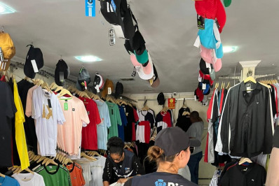 Seop apreende 100 mil itens falsificados em depósito irregular em Madureira