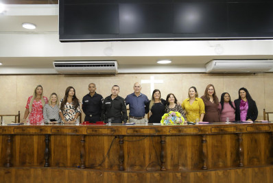 Deisi do Seu Dino realiza entrega de moções na Câmara de Caxias 