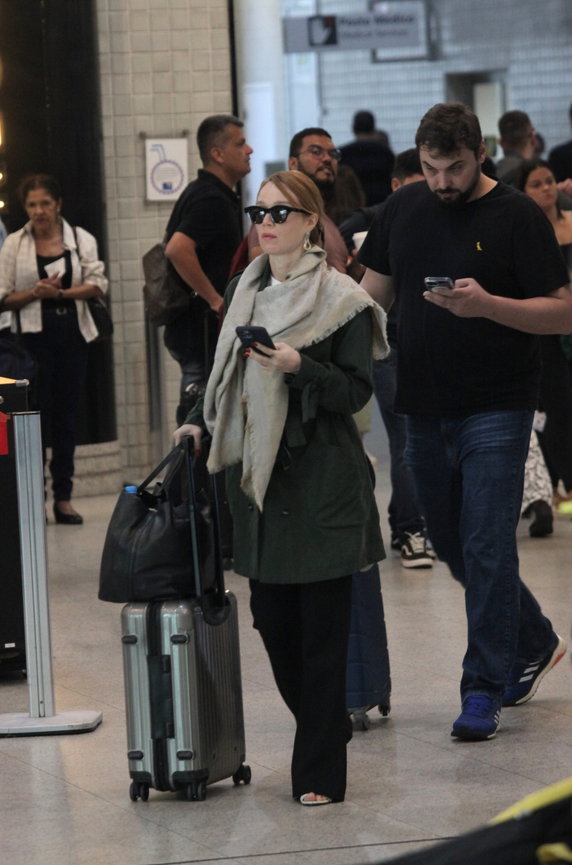 Mariana Ximenes desembarcou no Santos Dumont 