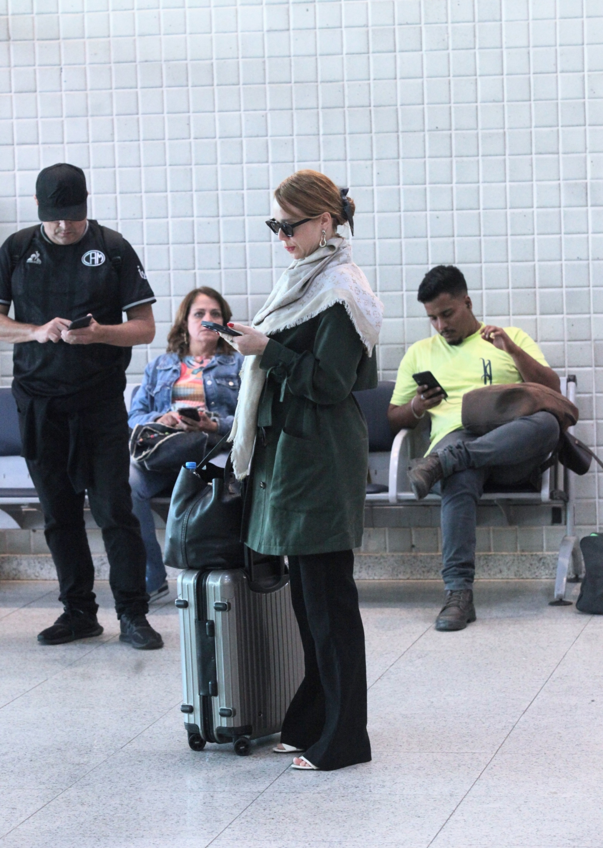 Mariana Ximenes desembarcou no Santos Dumont 