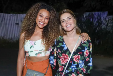 Mais uma festinha do elenco feliz de 