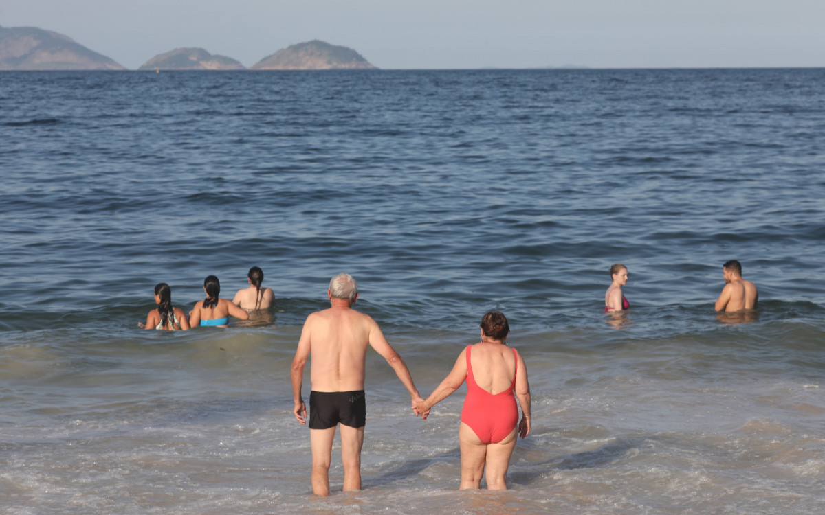 Copacabana recebeu banhistas - Pedro Ivo