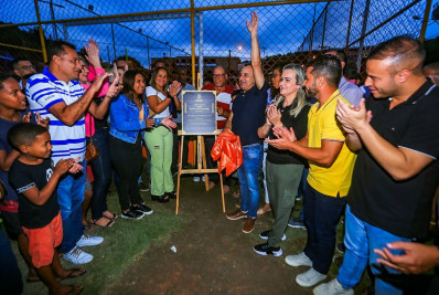 Prefeitura de Belford Roxo inaugura praça com campo sintético e pista de caminhada em Nova Aurora