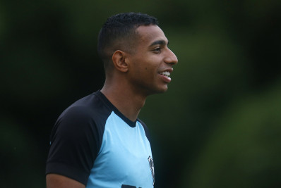 Victor Sá admite evolução psicológica do Botafogo em 2023: 'Estamos mais confiantes'