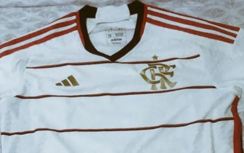 Suposto uniforme 2 do Flamengo vaza nas redes sociais. Confira!