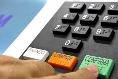 Adolescentes a partir dos 15 anos já podem tirar o título de eleitor