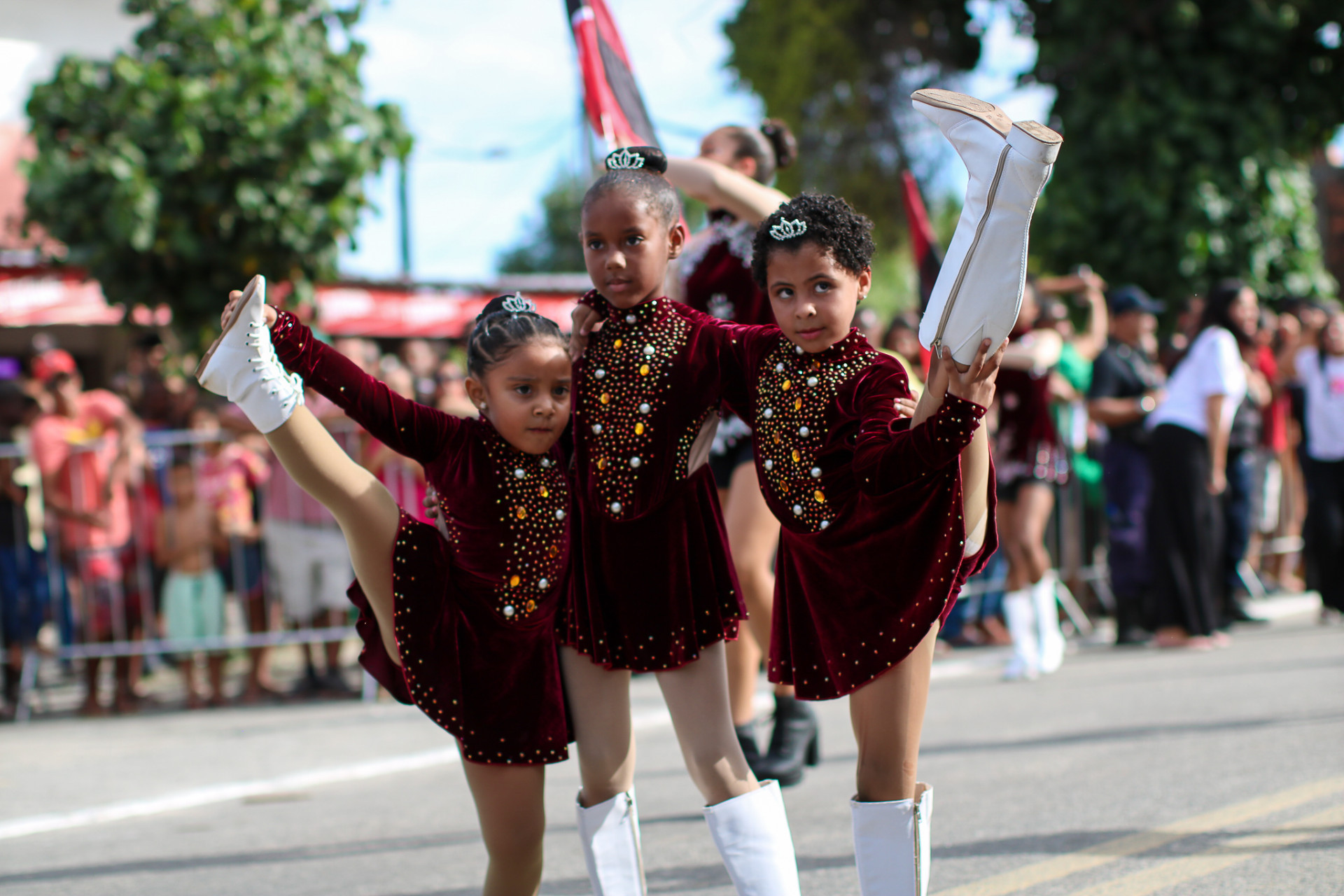 Desfile cívico aconteceu em comemoração pelos 182 anos de Saquarema - Divulgação/Prefeitura de Saquarema