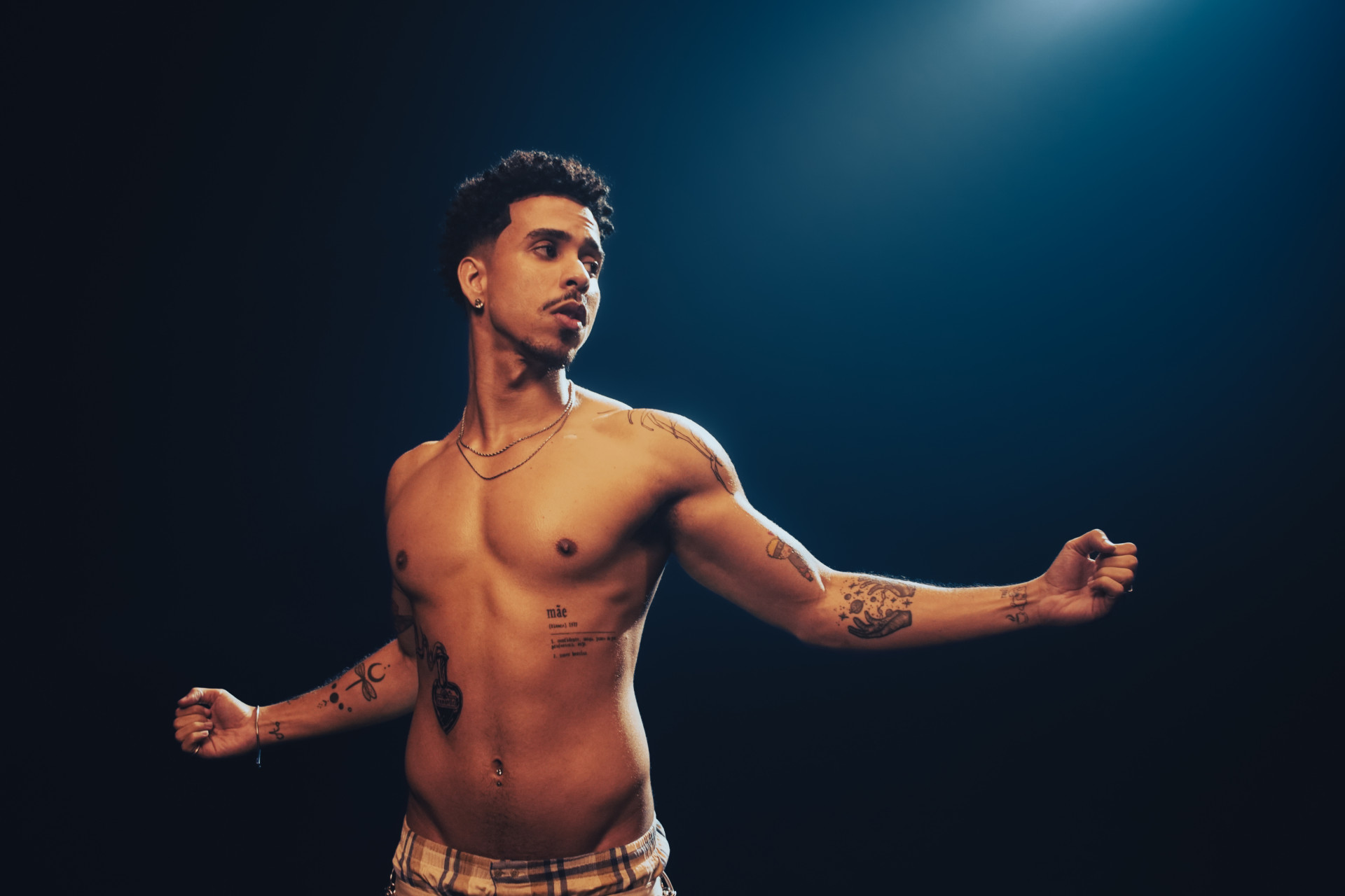 Thiago Pantaleão lançou nova versão de seu álbum - Max Santos/Divulgação