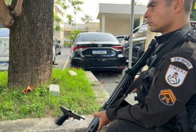 PM prende homem com pistola e munições em Belford Roxo